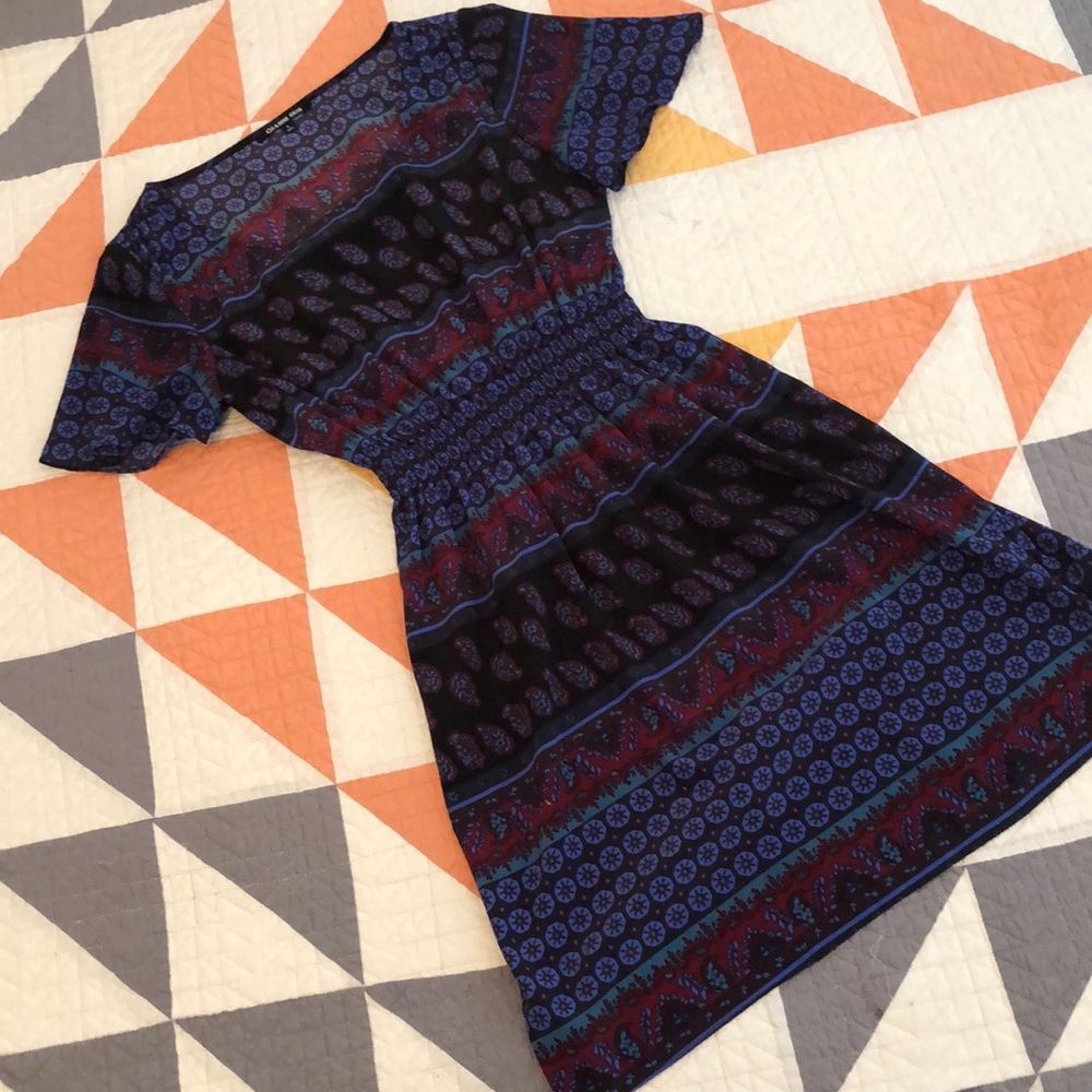 Gianni Bini short sleeve paisley dress